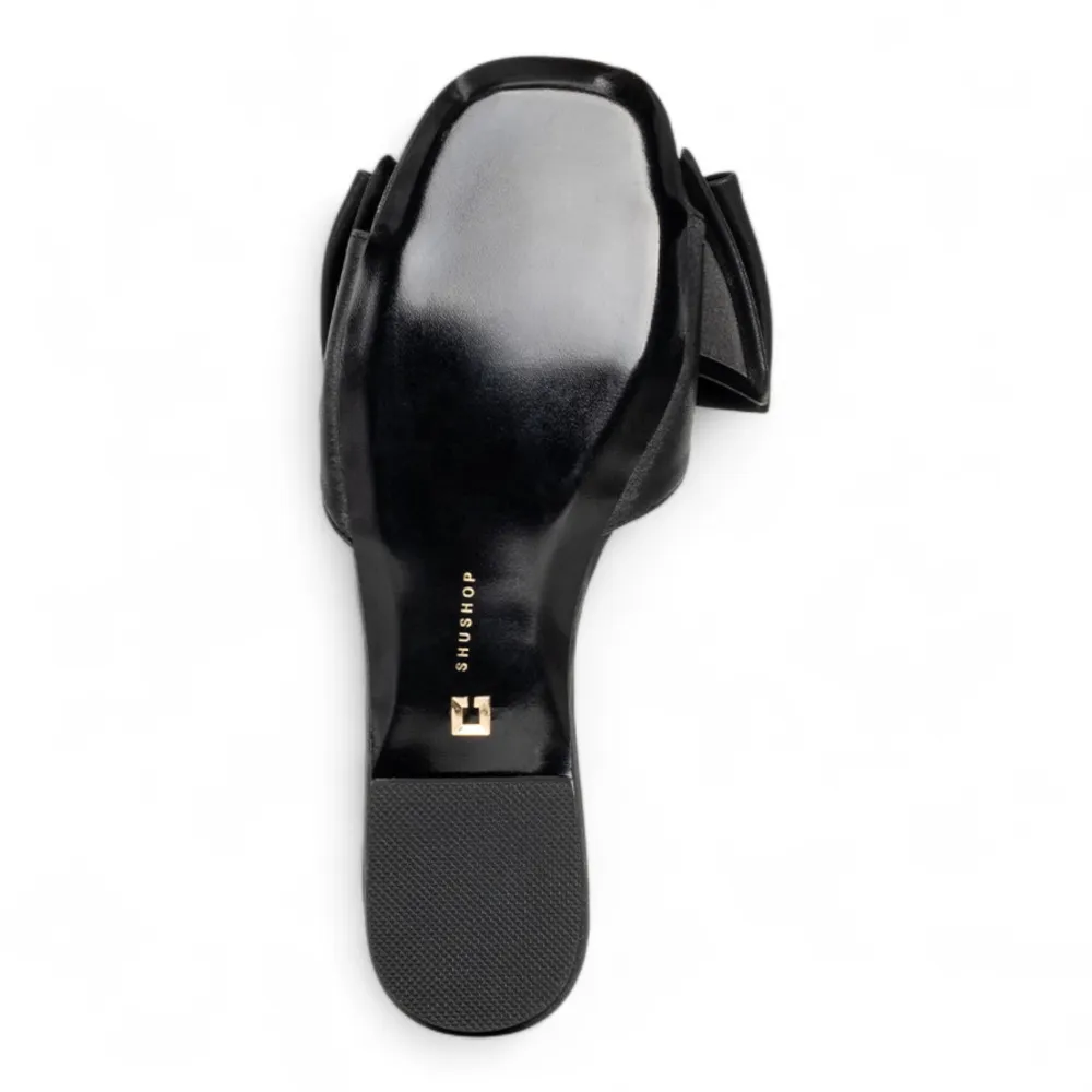 Chic Noir Bow Slide Sandals