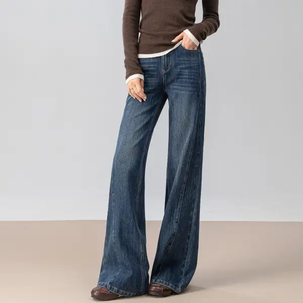 Relaxed Vintage Flared Jeans