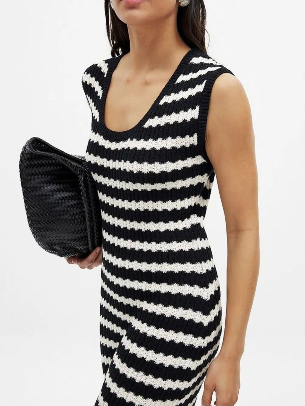 Knit Slit Sleeveless Midi Dress