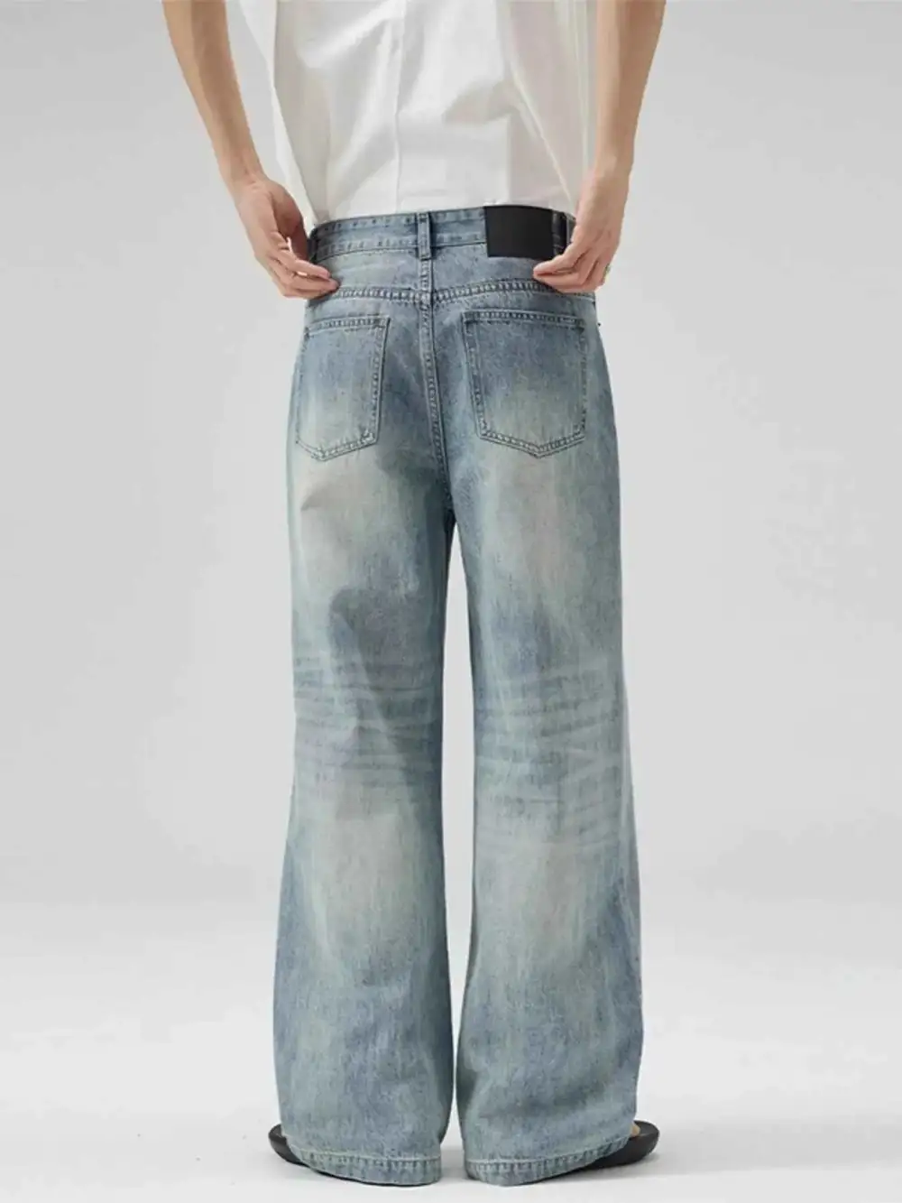 Clean Look Wide Leg Jeans