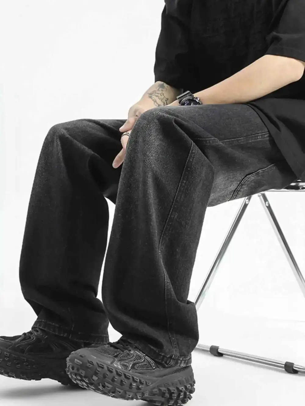 Washed Wide Leg Drawstring Jeans