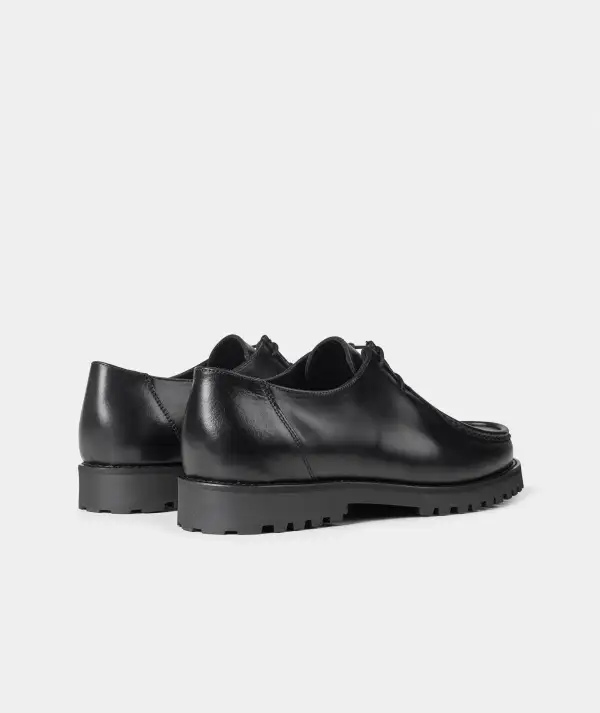 Modern Leather Moc Toe Shoes