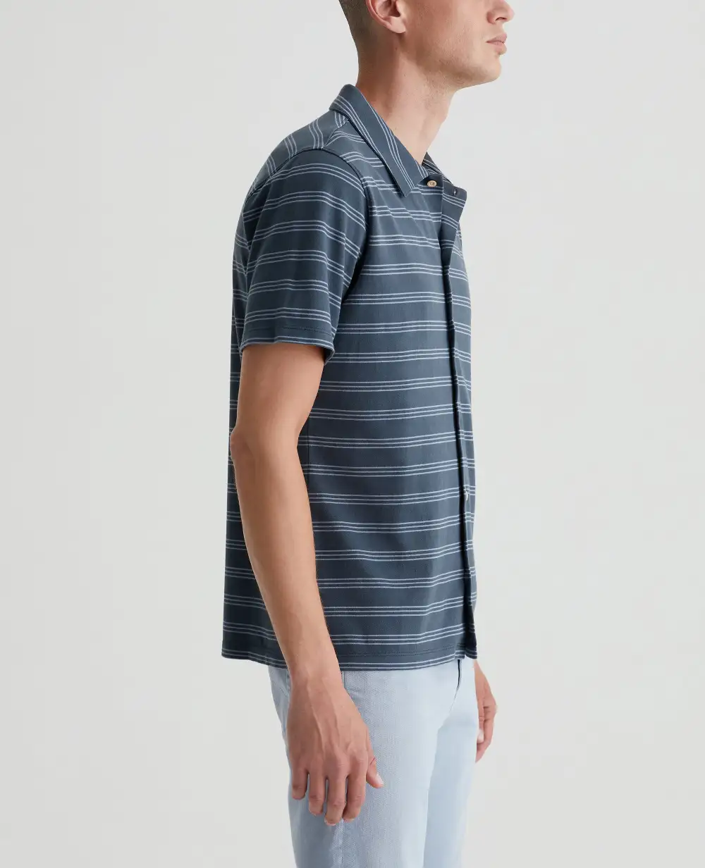 Men's Short Sleeve Button-Up Shirt