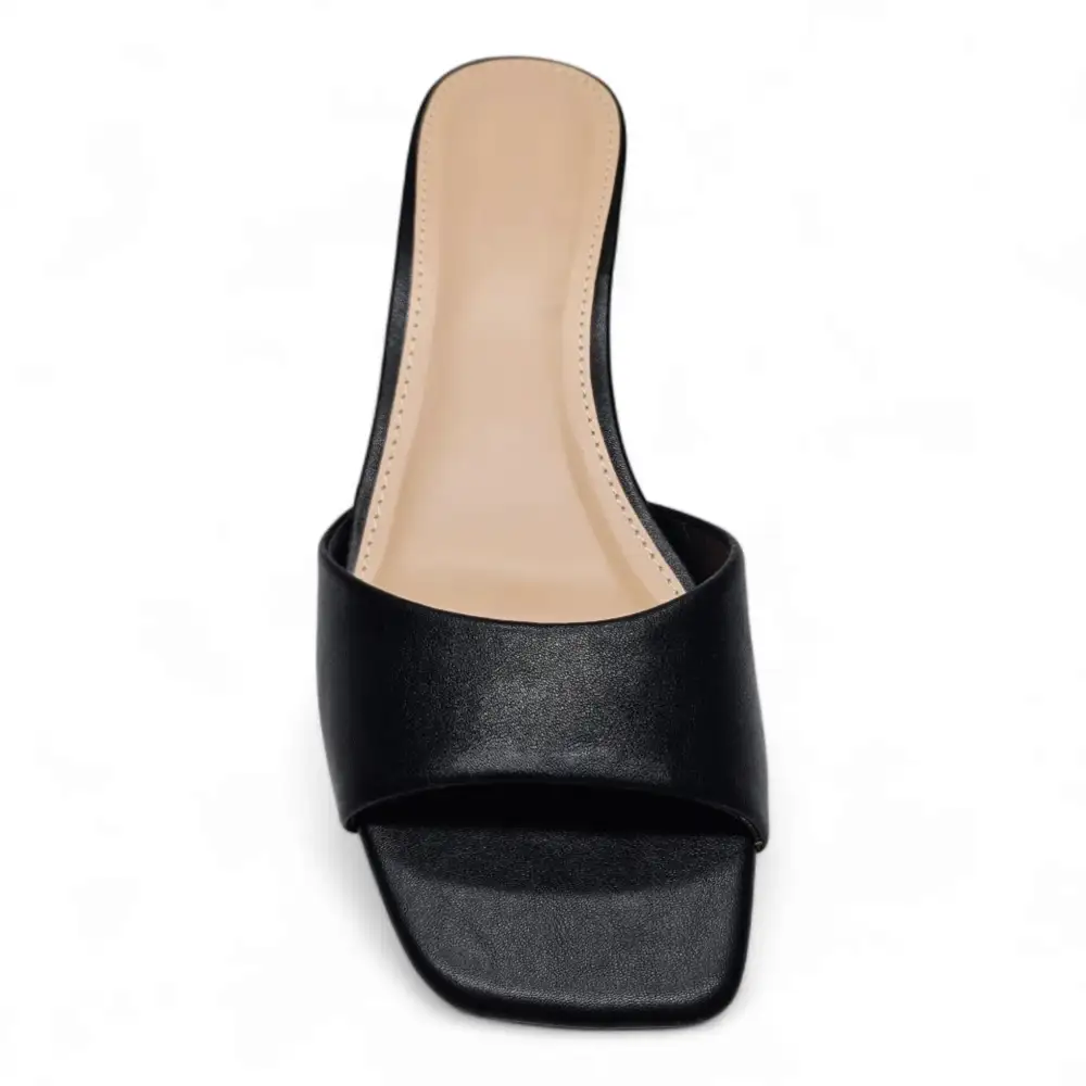 Brat Single Band Mini Kitten Heel