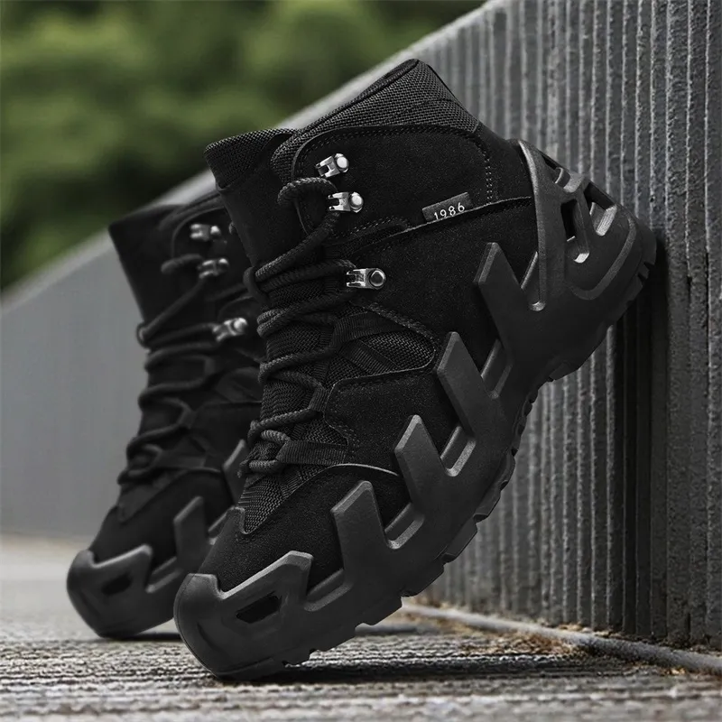 Men's Cushioned Hiking Shoes