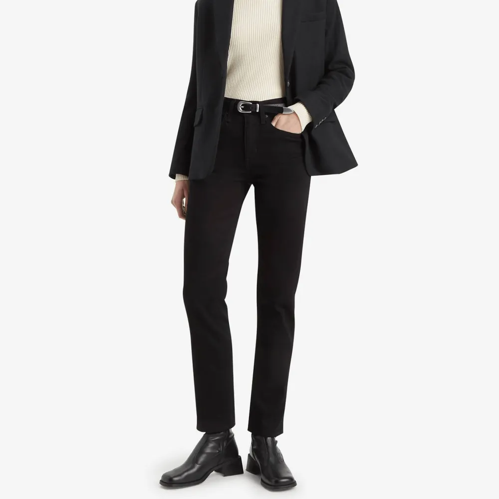 Relaxed Straight-Leg High-Rise Women's Jeans