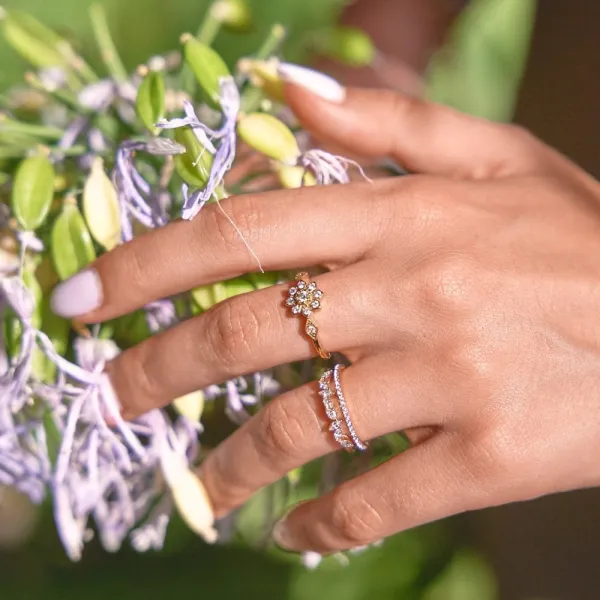Minimal Floral Ring