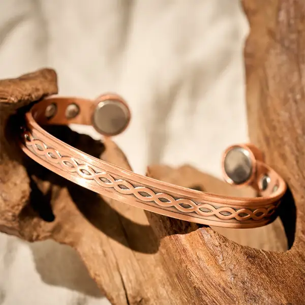 Interwoven Loop Pattern Copper Bangle Bracelet