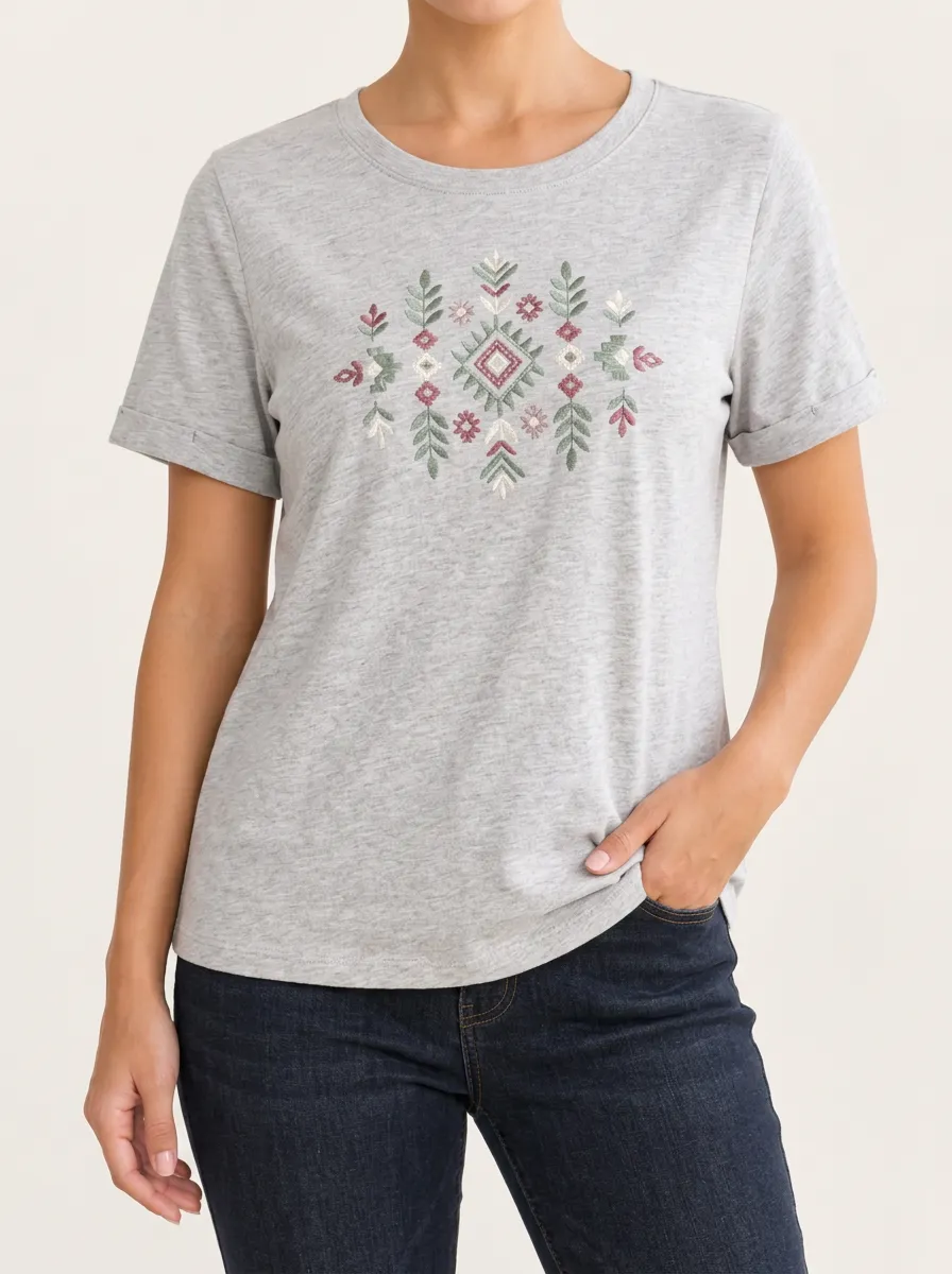 Daily Style Floral Print Embroidered Detail Women's Relaxed Short Sleeve Tee