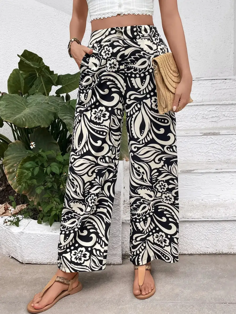 Wide Leg Printed Pants