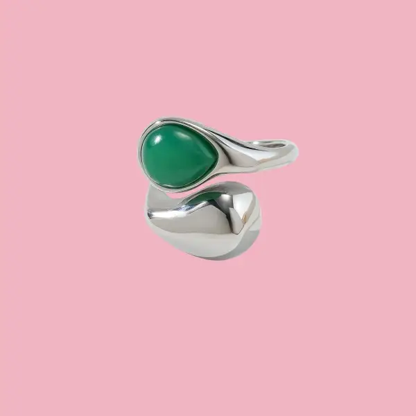 Classic Pearl Ring
