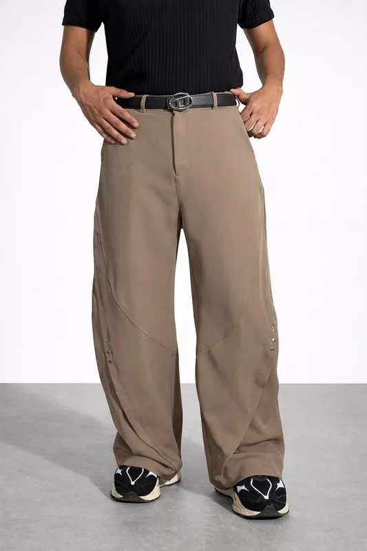 Barrel Fit Rivet Pants