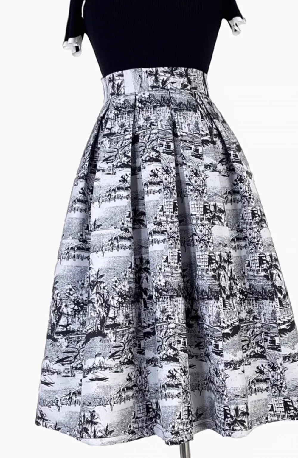 Soft Promenade Everyday Casual Skirt