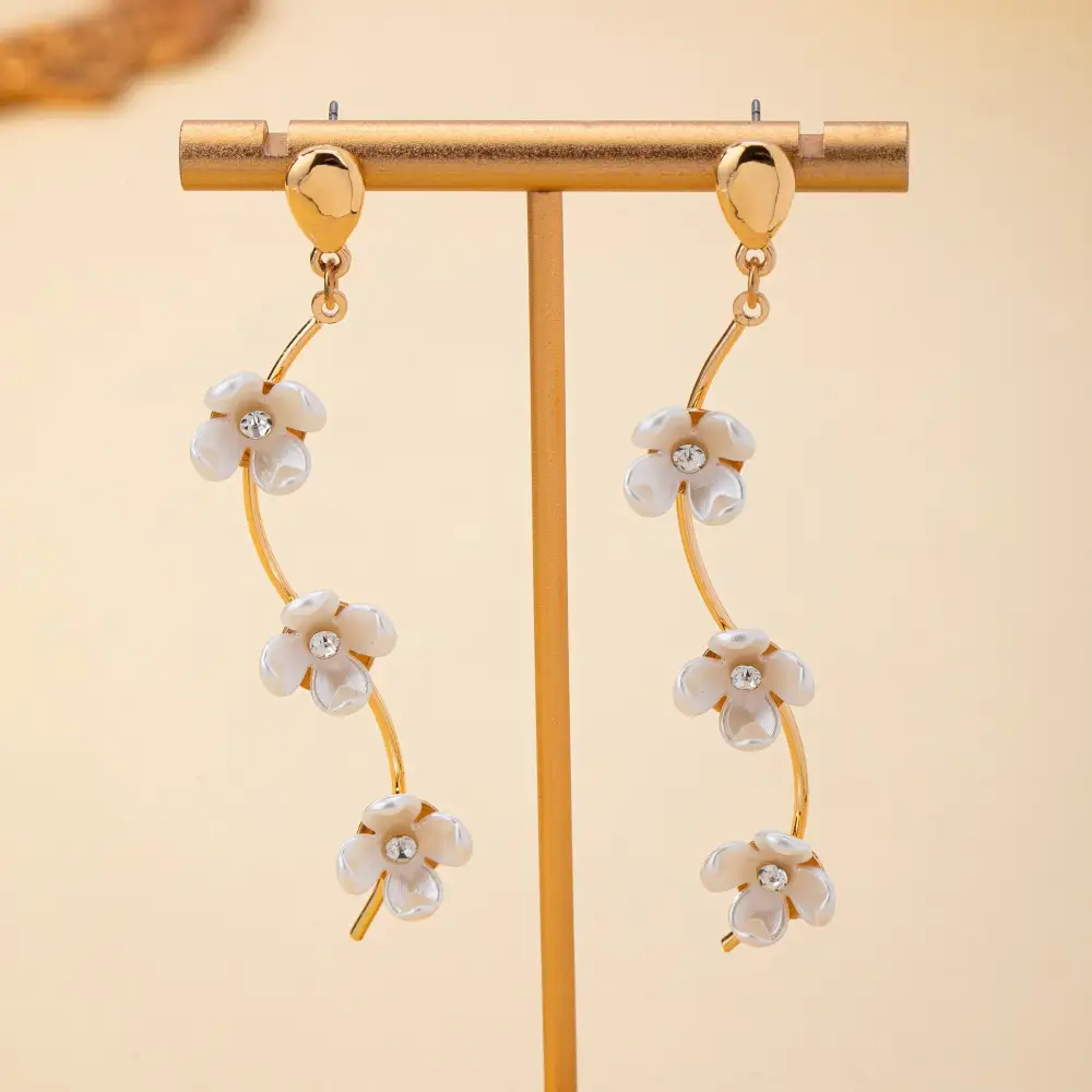 Mother Of Pearl Flower Vine