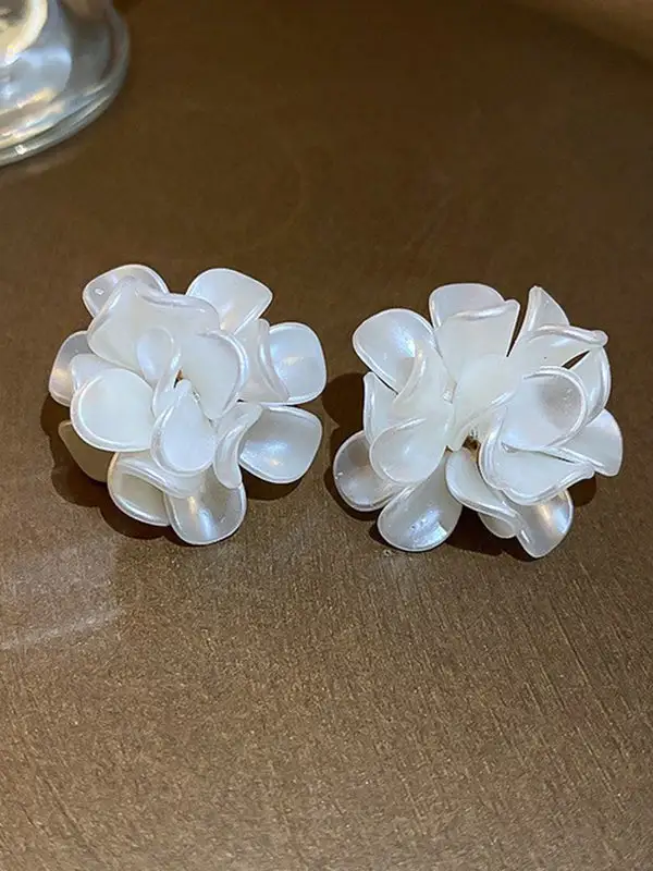 Layered Openwork Accent Earrings