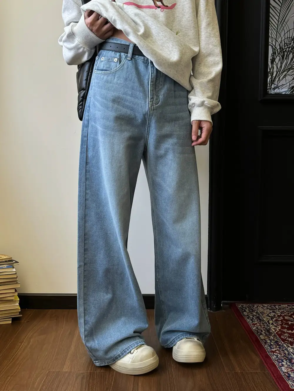 Washed Wide Leg Jeans