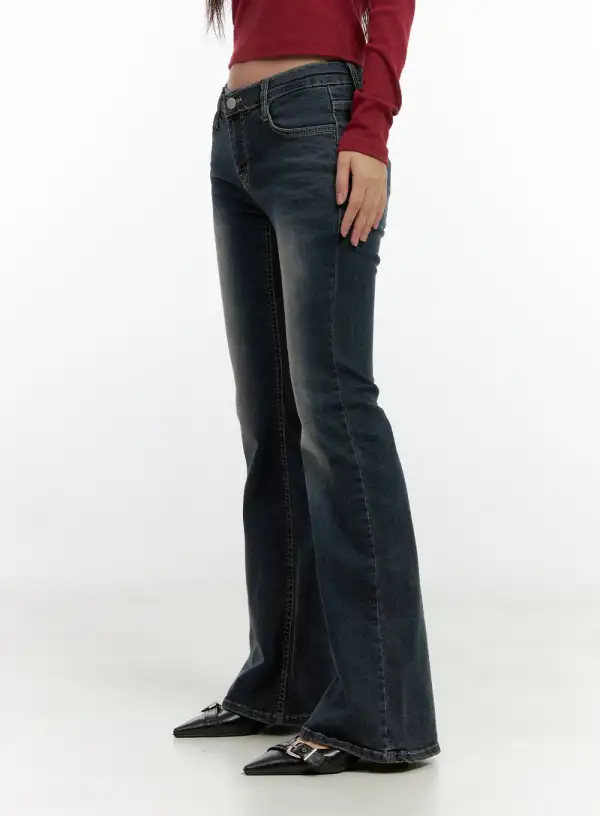 Low-Rise Flared Hip Pad Denim Jeans