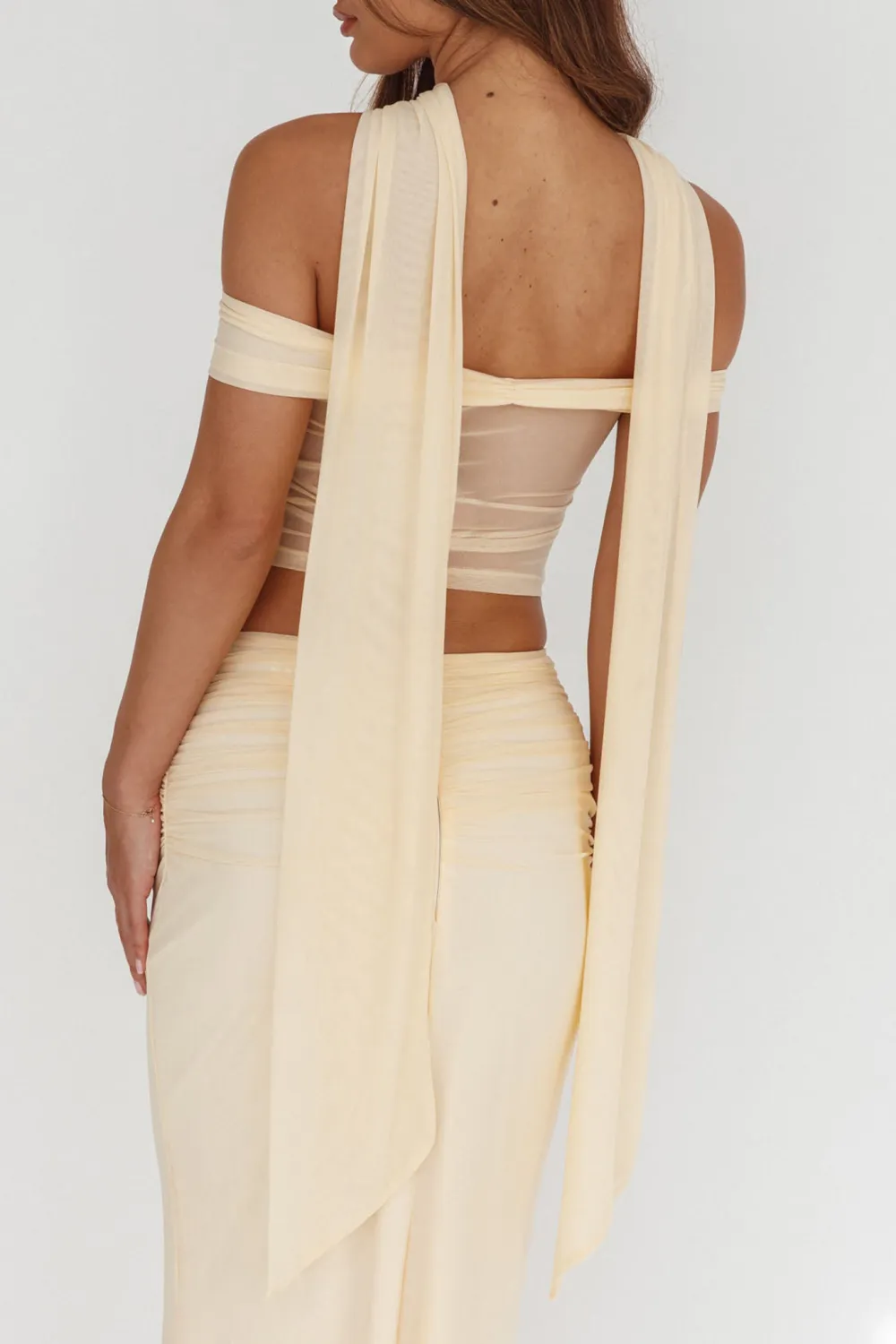 Fashionable And Sweet Off-Shoulder Top