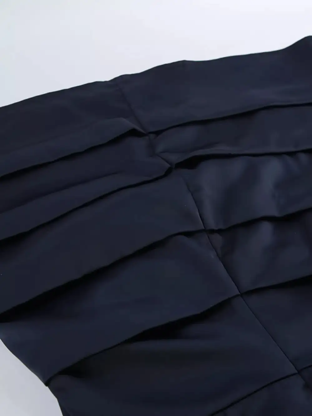 Lightweight Feel Mock Neck Dress