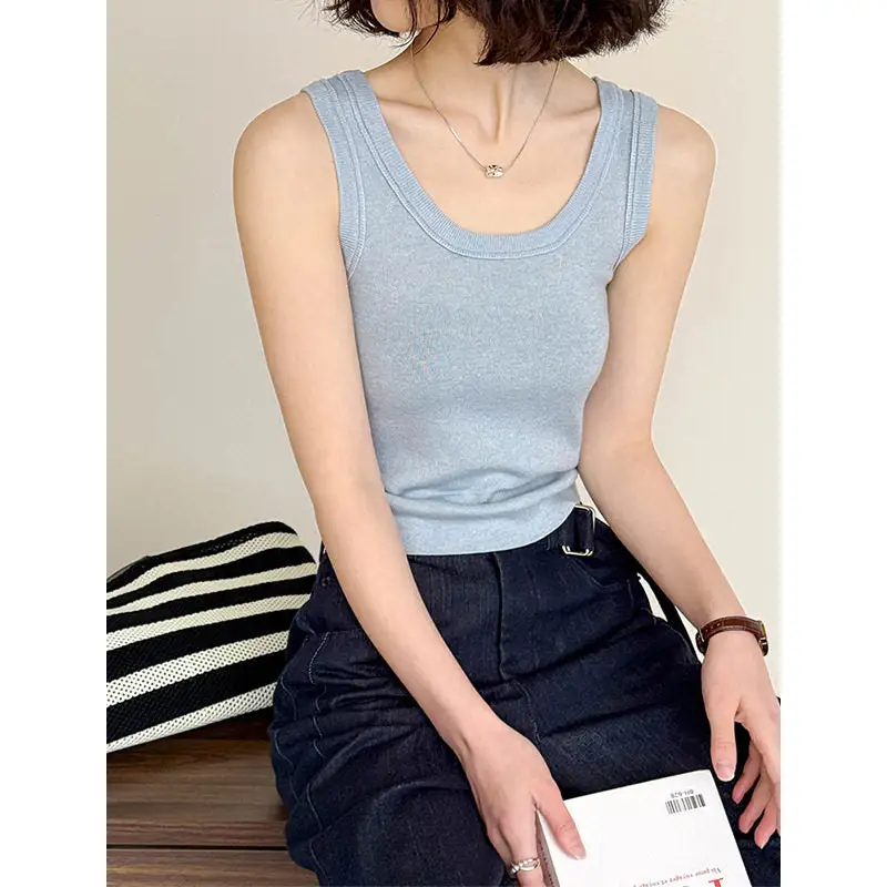 Slim Fit U Neck Sleeveless Tank Top