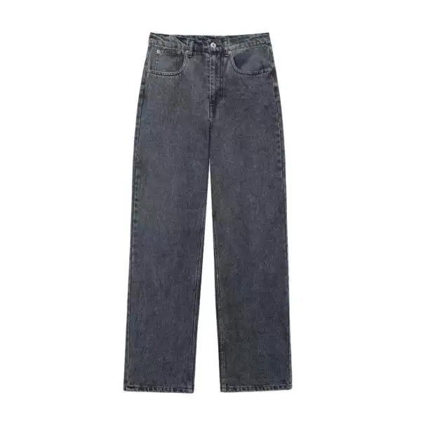 Distressed Straight Leg Jeans