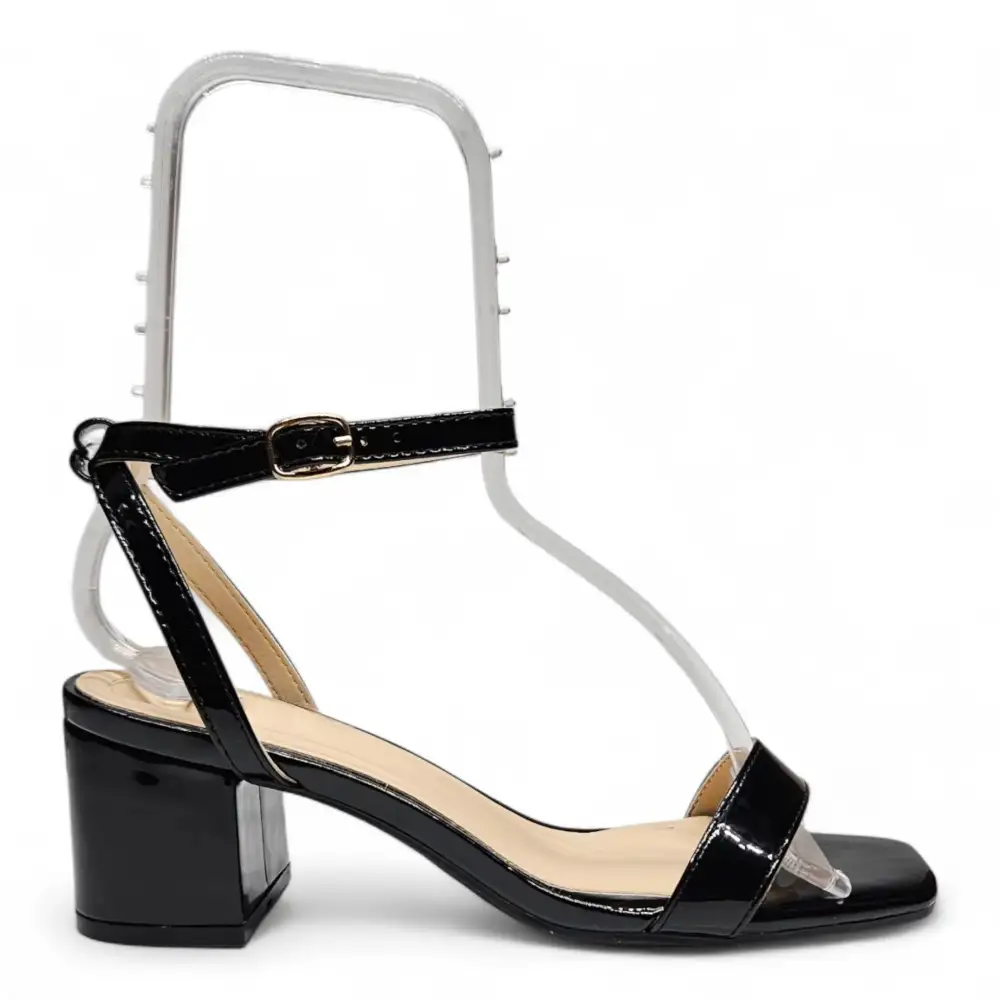 Caption One Band With Quarter Ankle Strap Heels