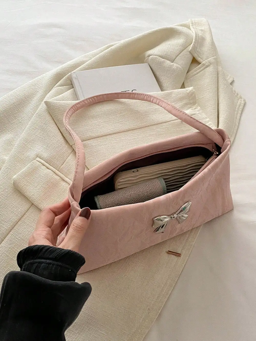 Shoulder Bag with Bow Decoration