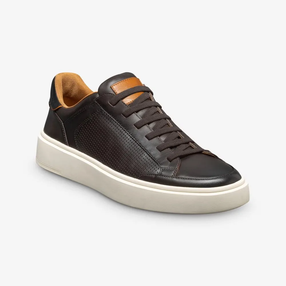 Color Block Slip-on Sneaker
