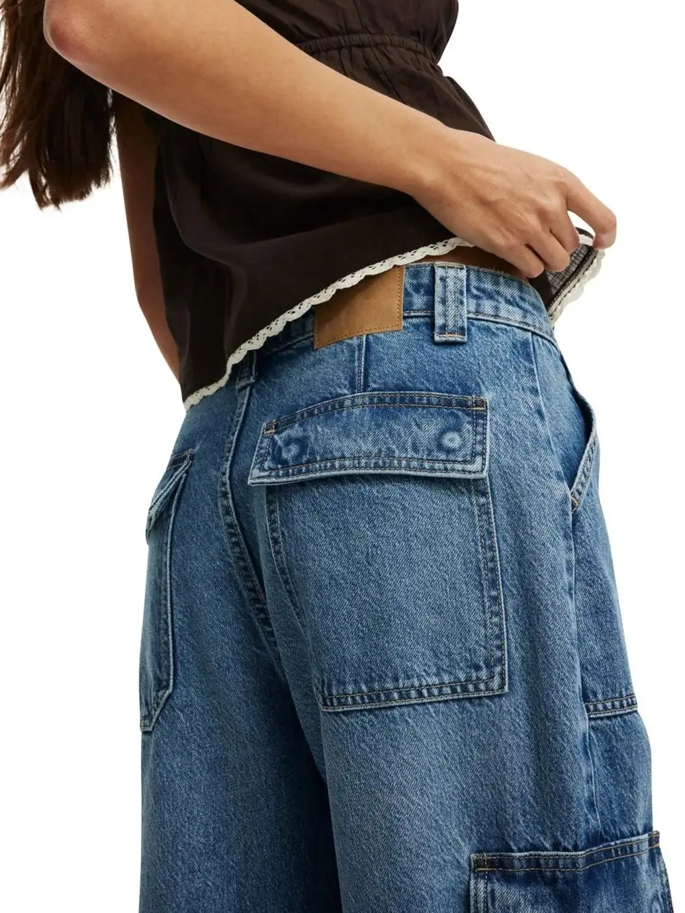 Classic Wide Leg Cargo Jeans