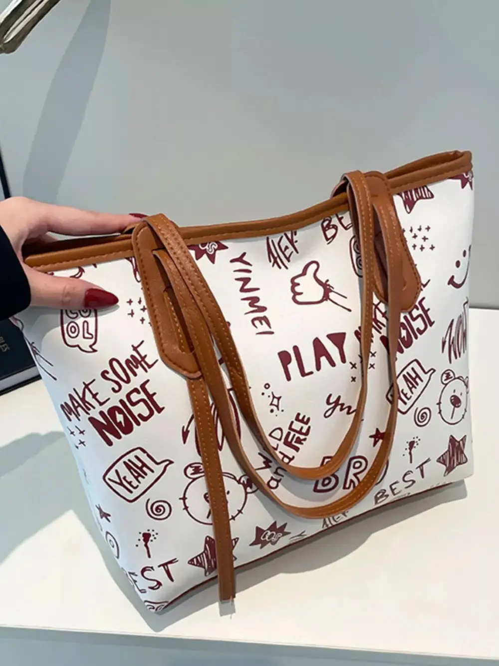 Graffiti Print Casual Tote Bag