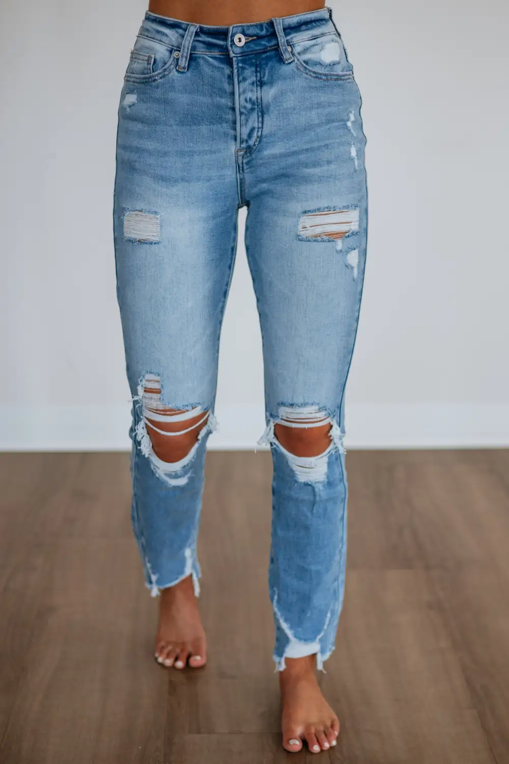 Women's High Rise Straight Leg Slim Fit Jeans