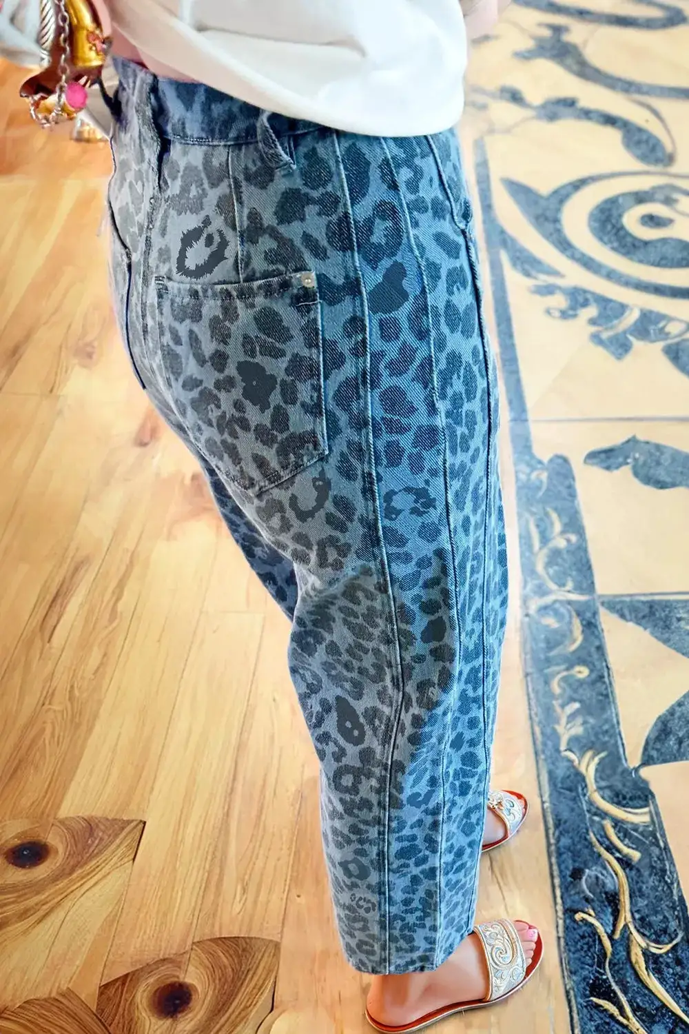 Everyday Barrel Leg Jeans