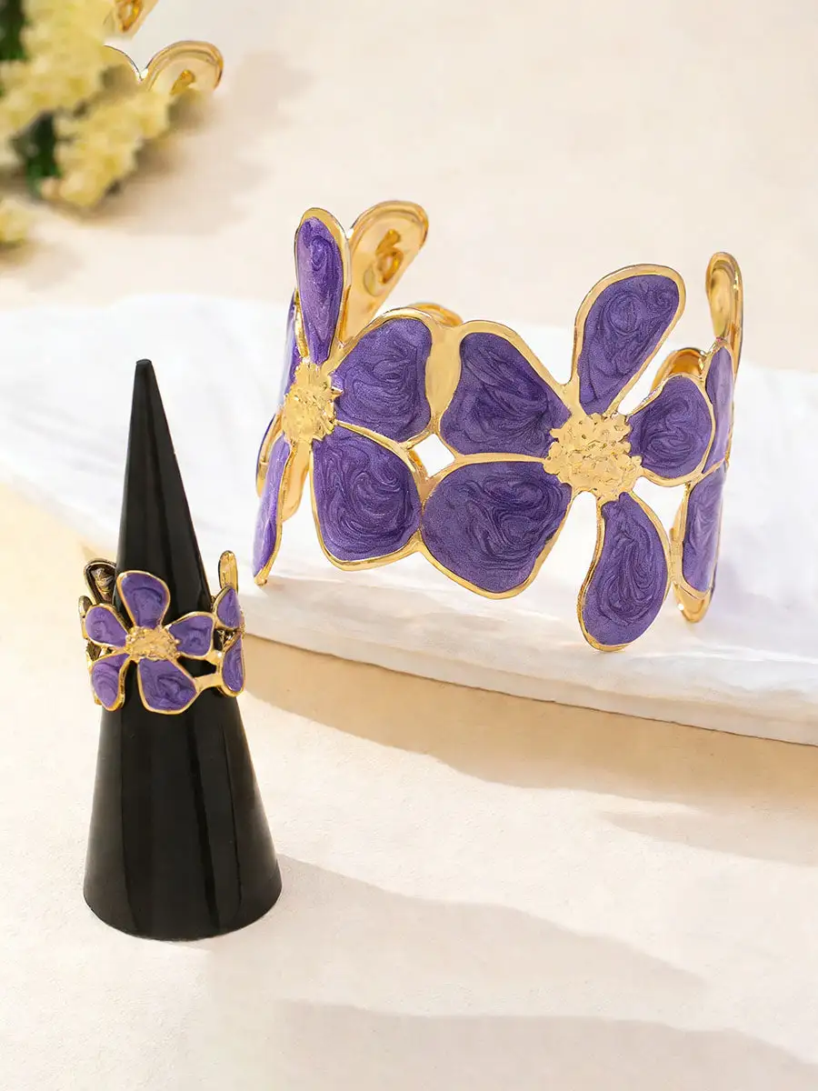 Modern Floral Alloy Bracelet And Ring Set