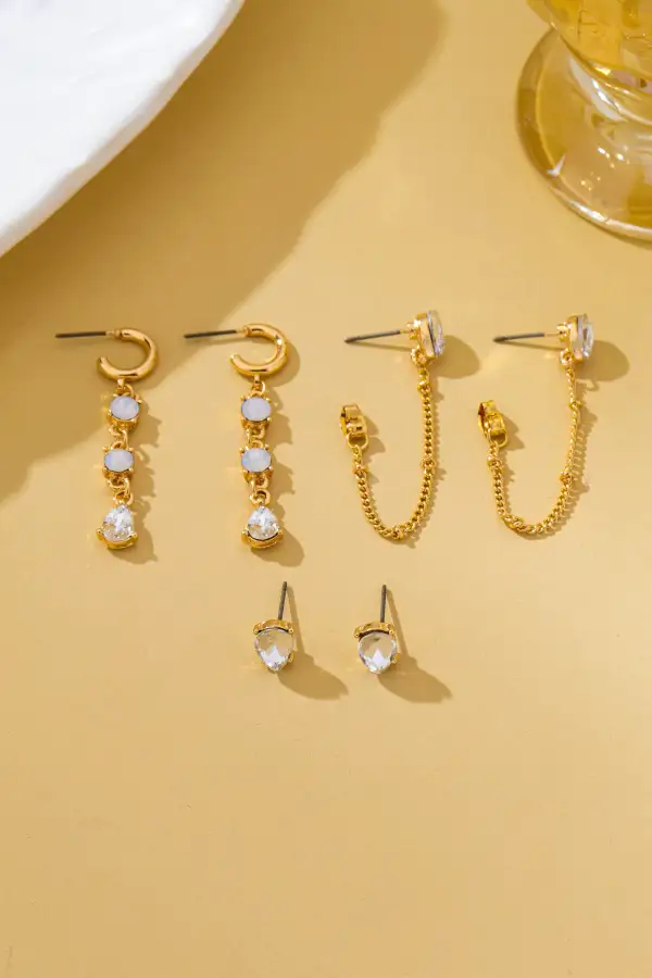 Crystal Stud Linear Opal Drop