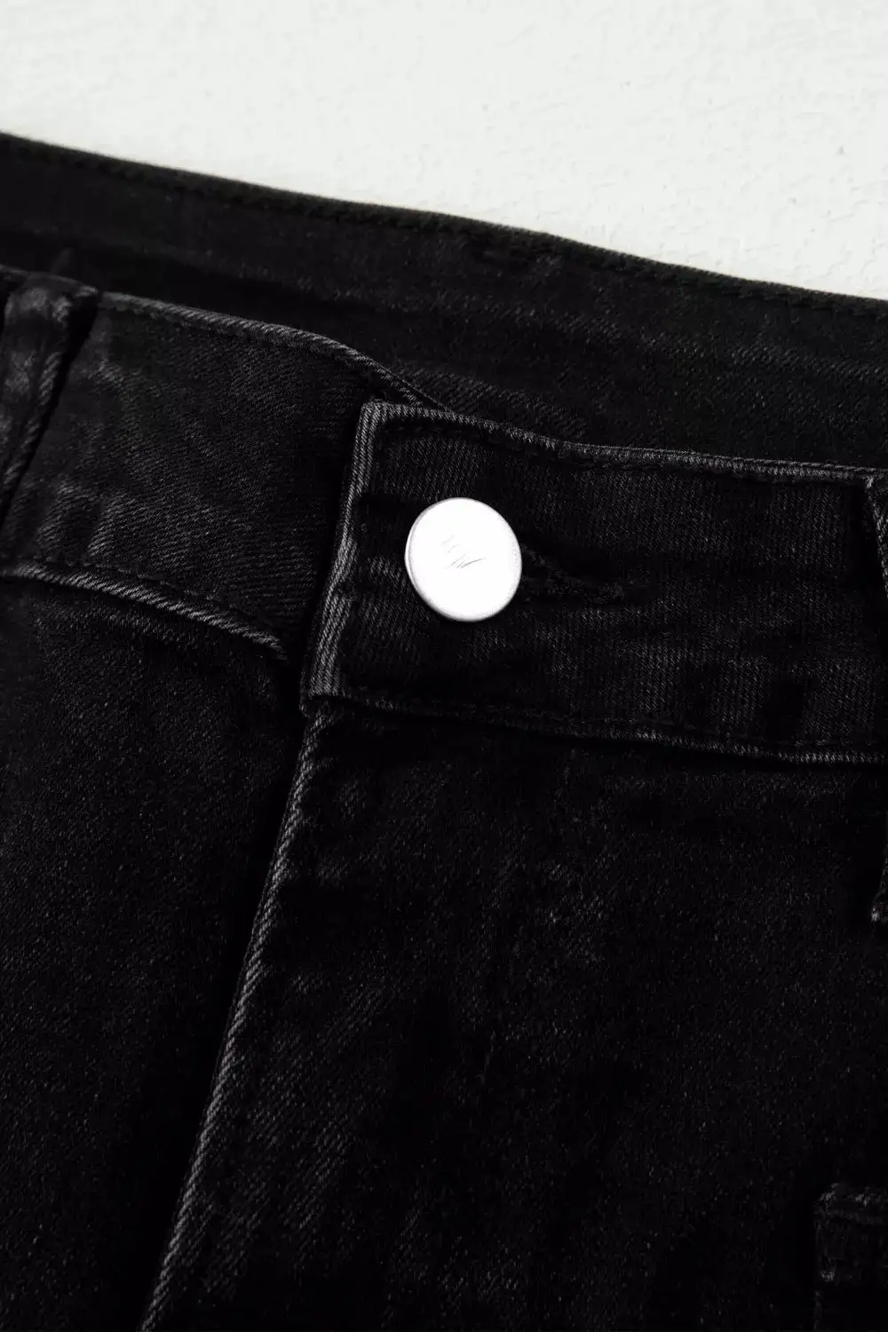 Cropped Frayed Washed Pocketed Straight Leg Jeans