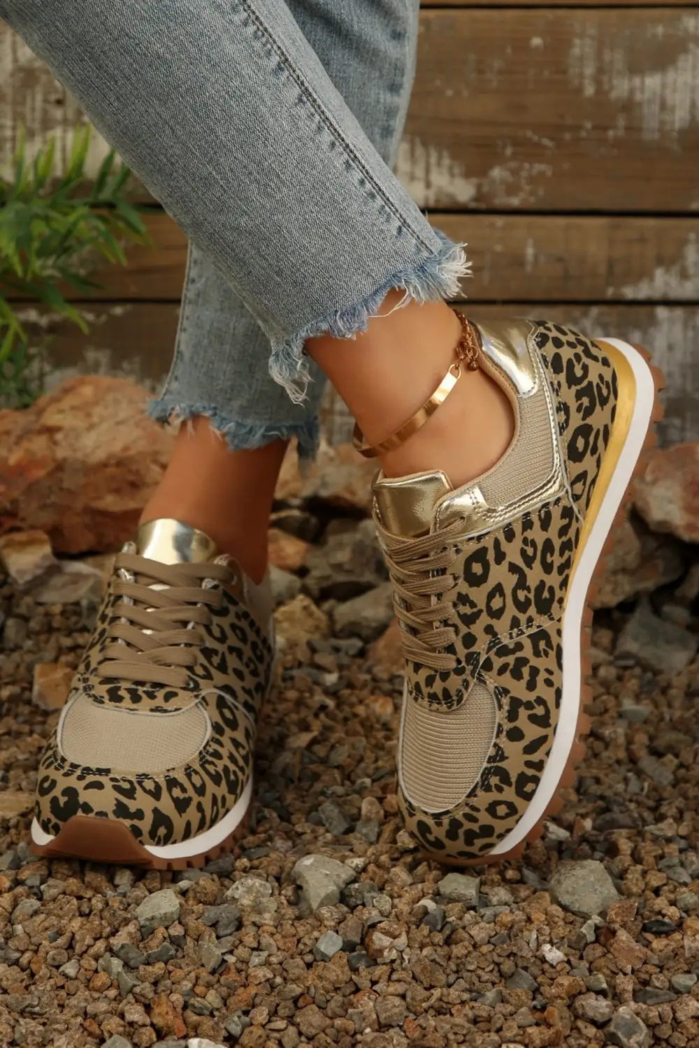 Contour Active Lace Leopard Print Sneakers