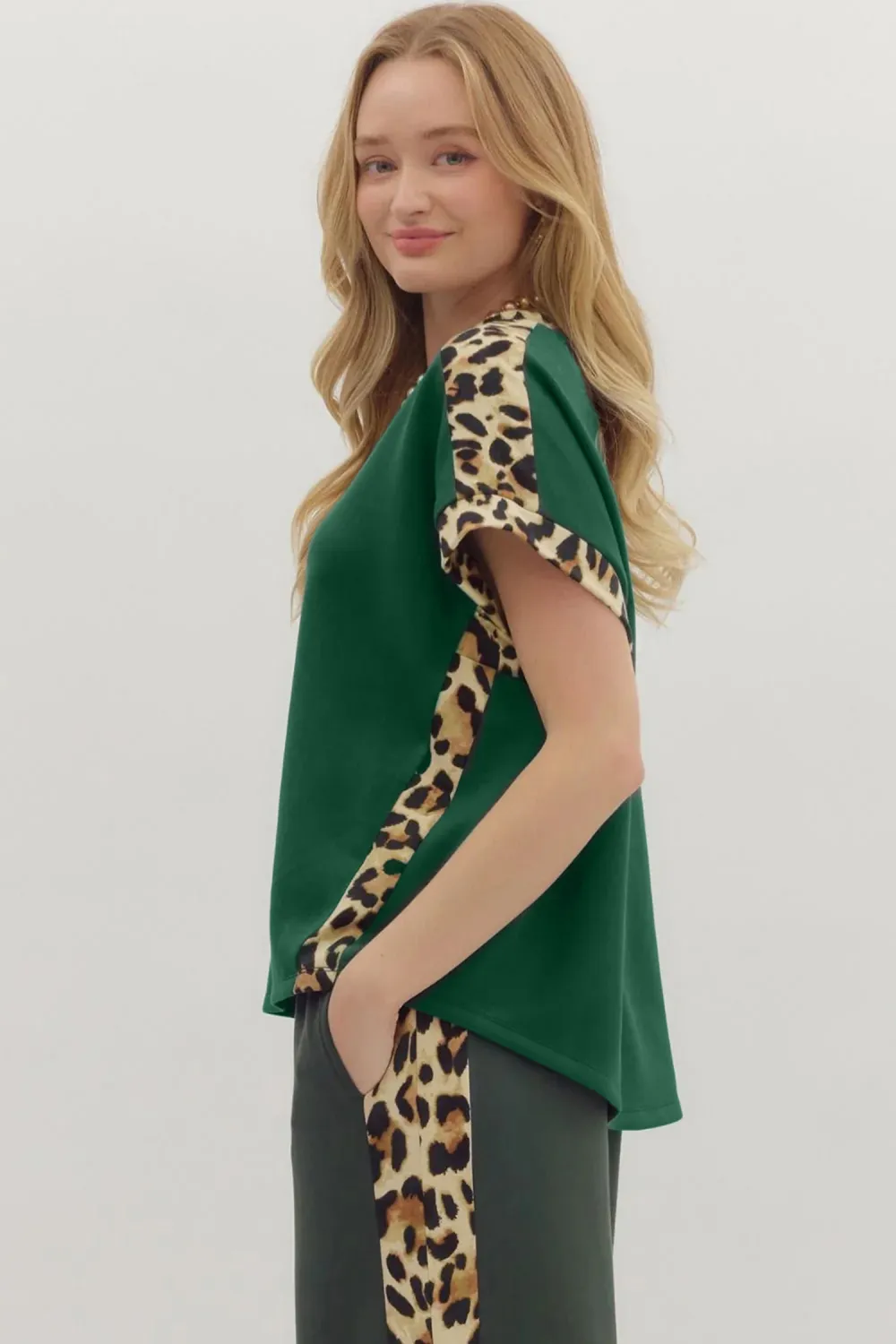 Sea Green Leopard Trim Round Tee