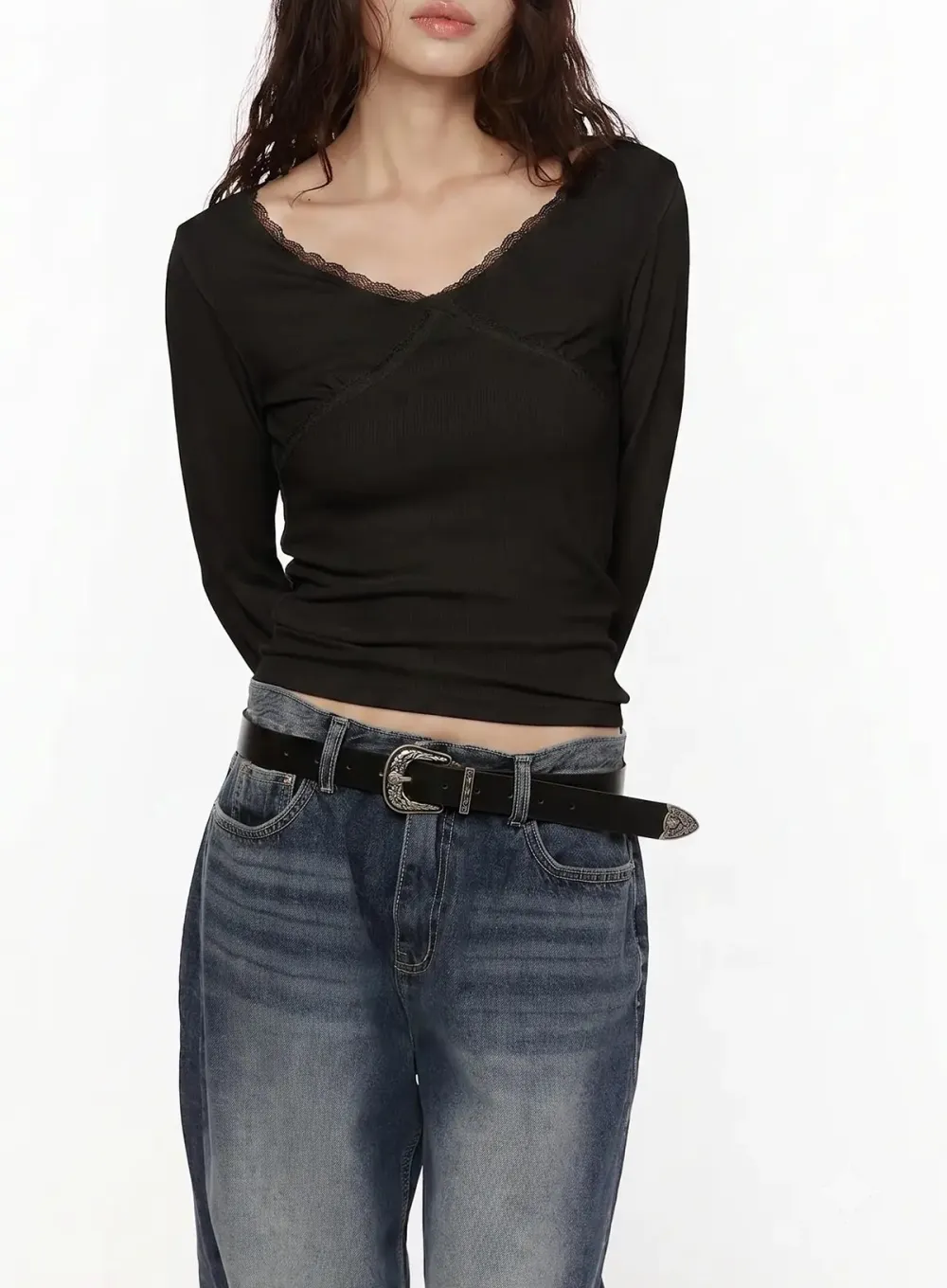 Lace Trim V-Neck Long Sleeve Top