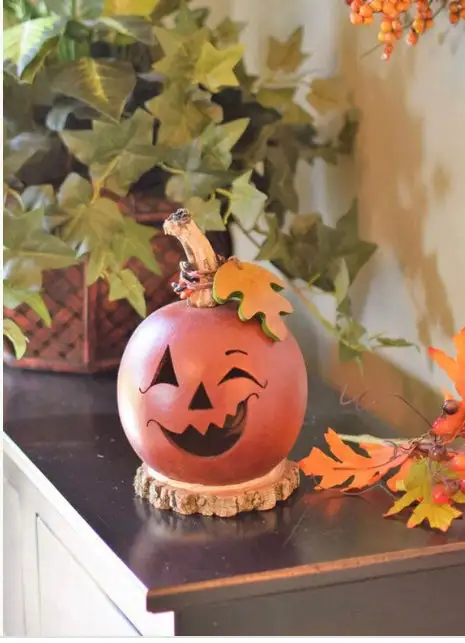 Illuminated Gourd Shape Pumpkin Decor Light