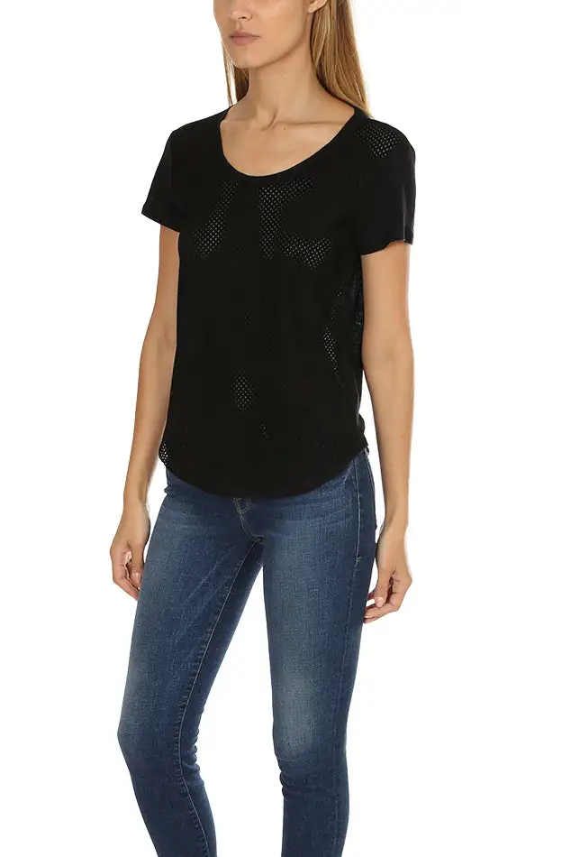 Scoop-Neck Linen T-Shirt