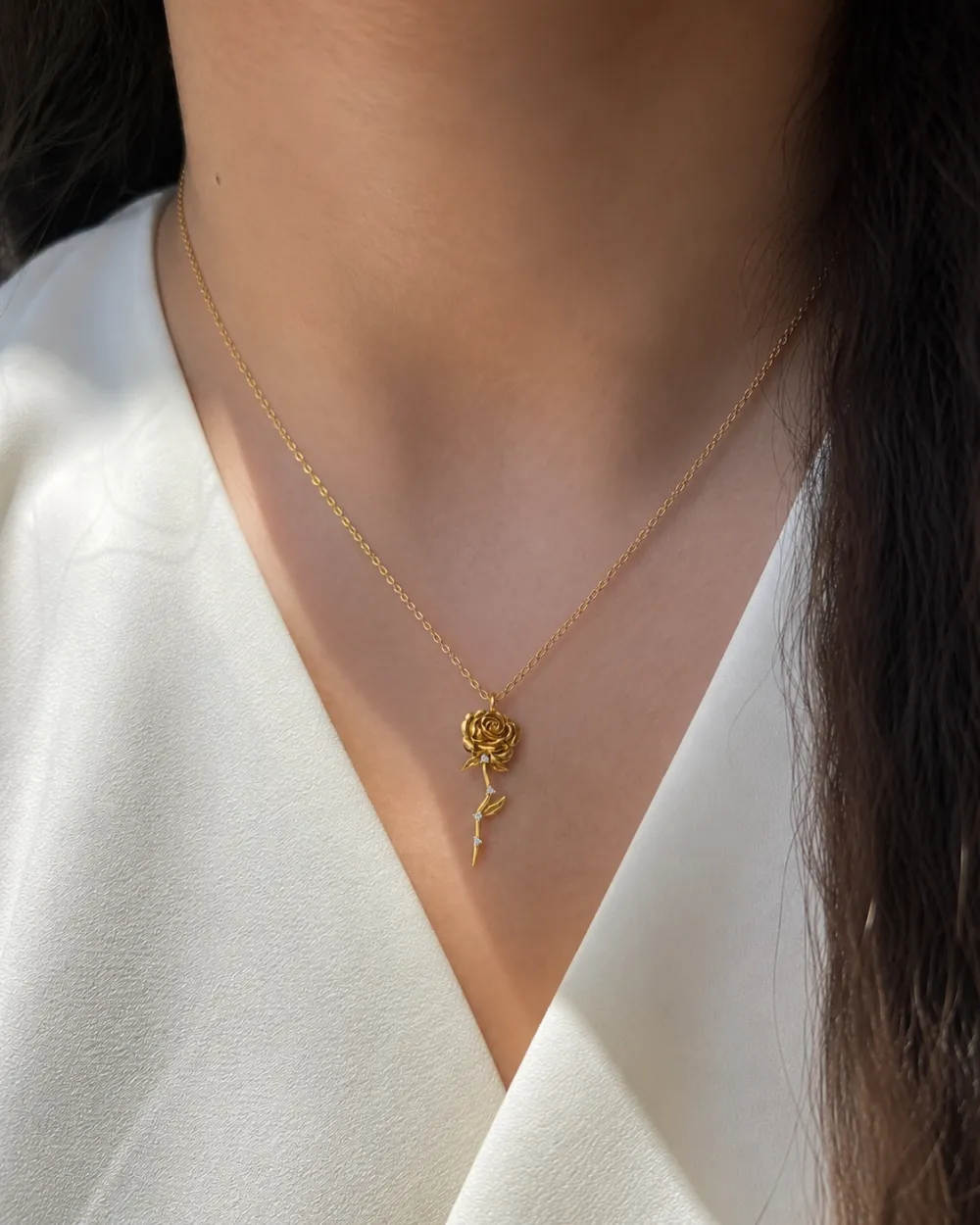 Floral Sparkling Necklace