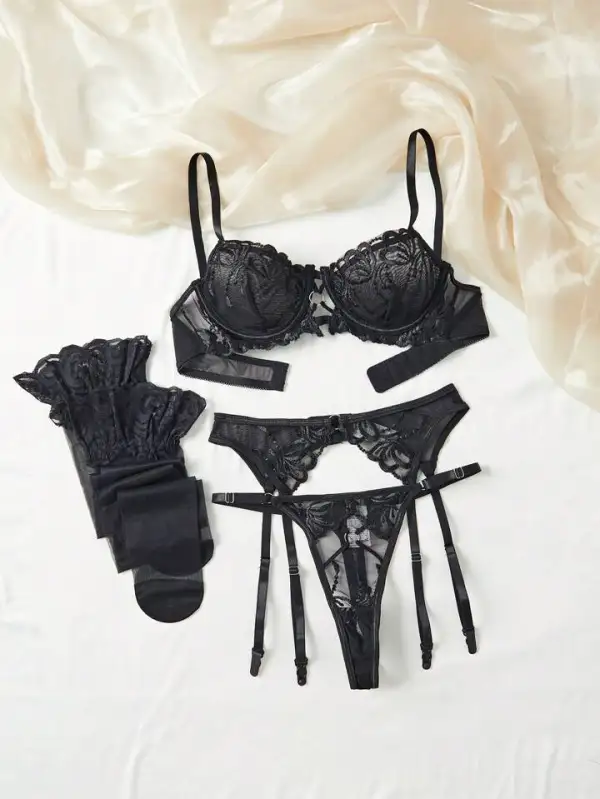 Underwire Garter Lingerie Set