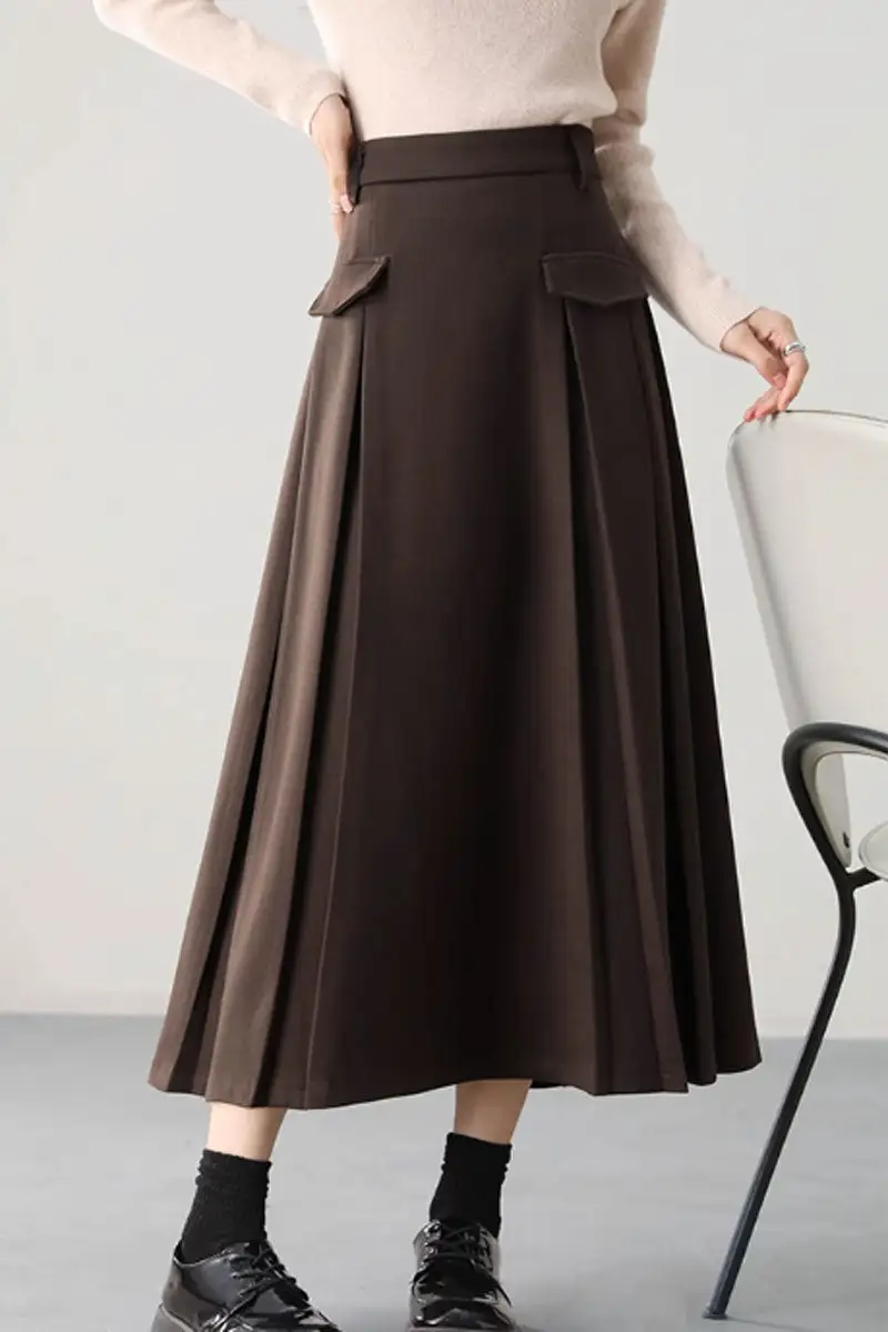Artful Wool Blend A Line Pocketed Midi Skirt