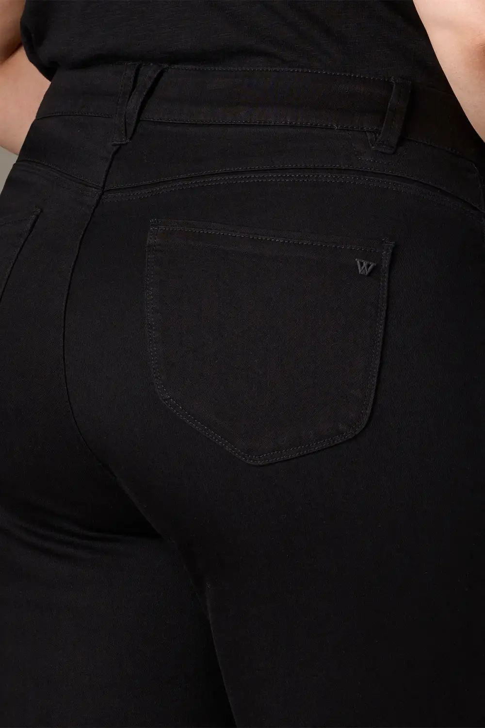 Everyday Mid Rise Straight Leg Plus Size Jeans