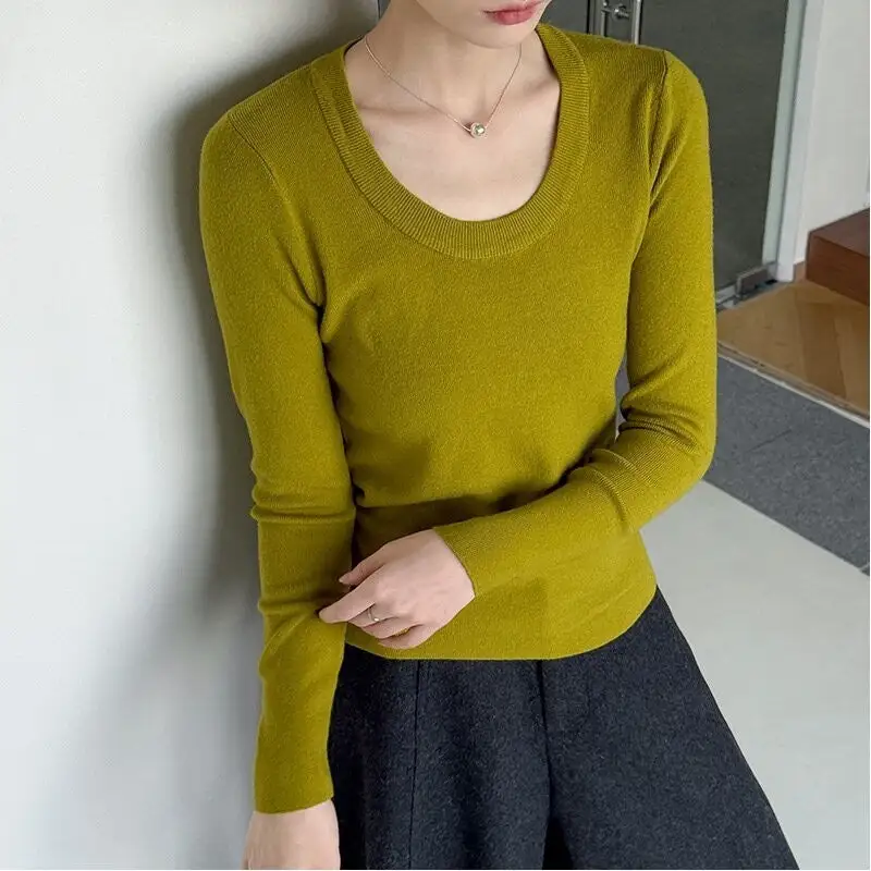 Slim Fit Round Neck Pullover Sweater