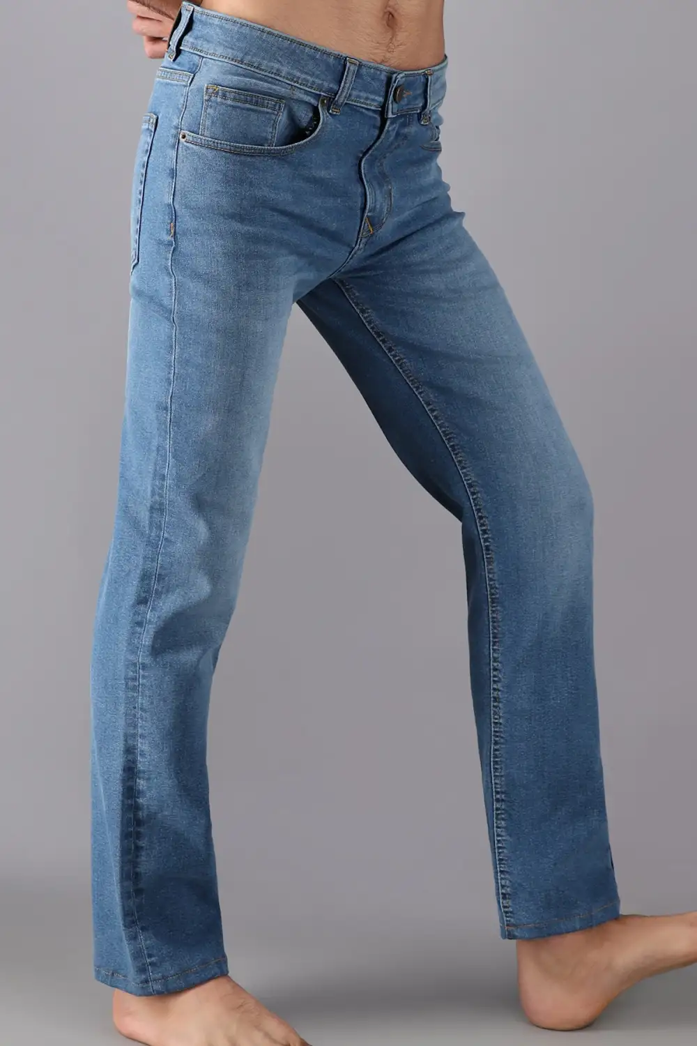 Relaxed Straight-Leg Jeans
