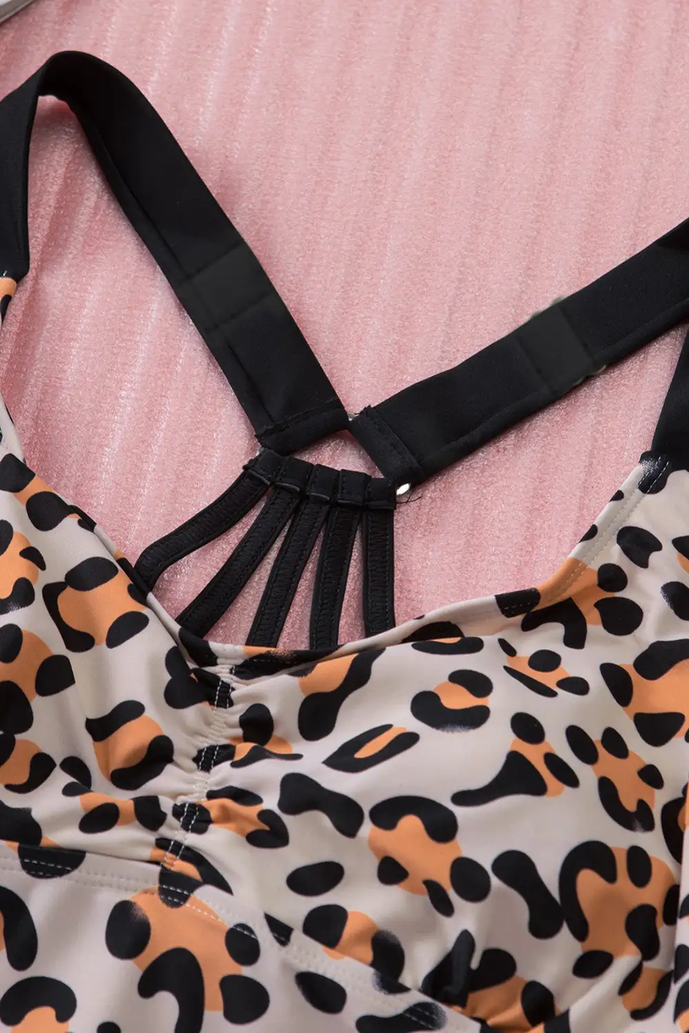 Swimwear Geometric Leopard Abstract Backless Sheath Active Bikinis Tops
