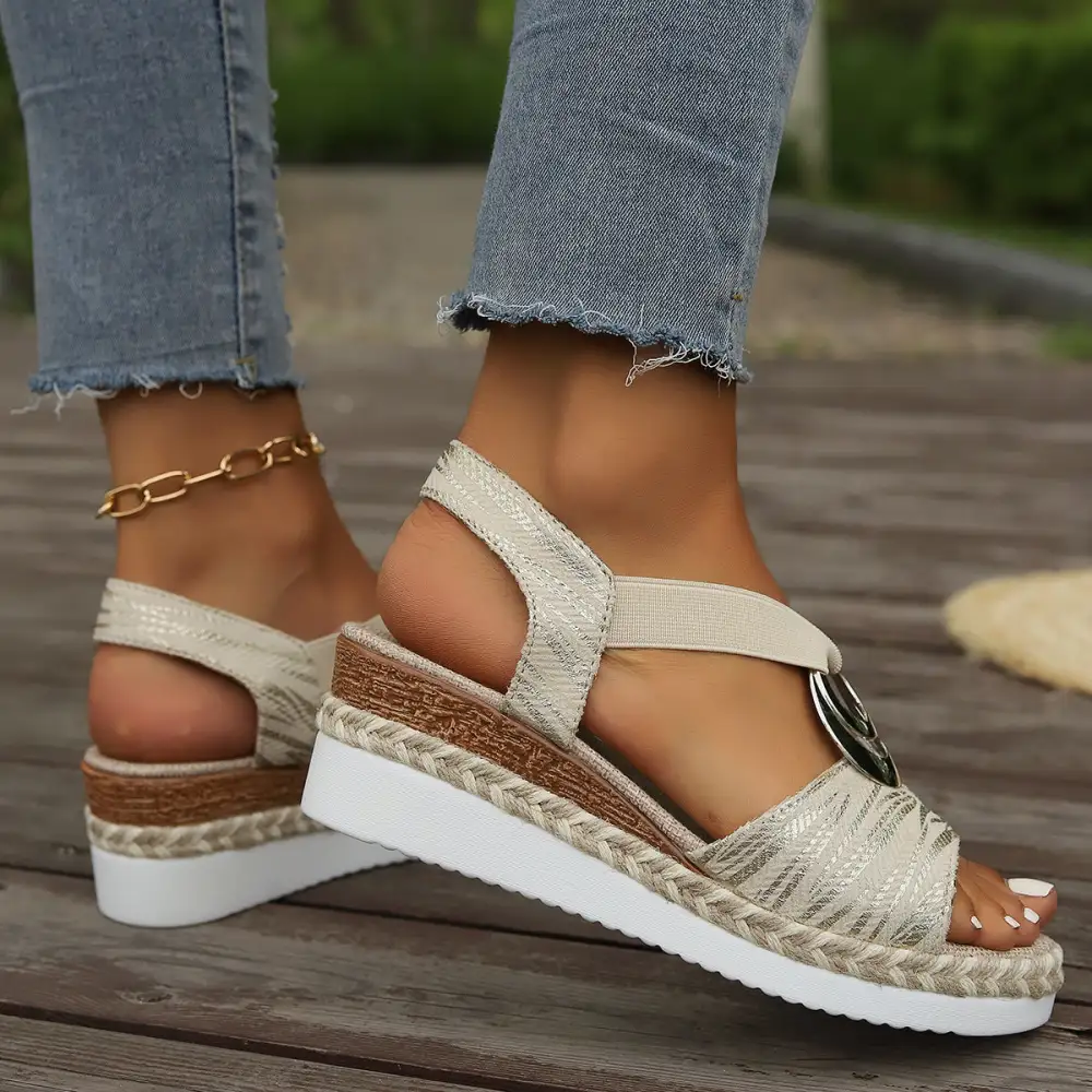 Simple Peep-Toe Heeled Sandals