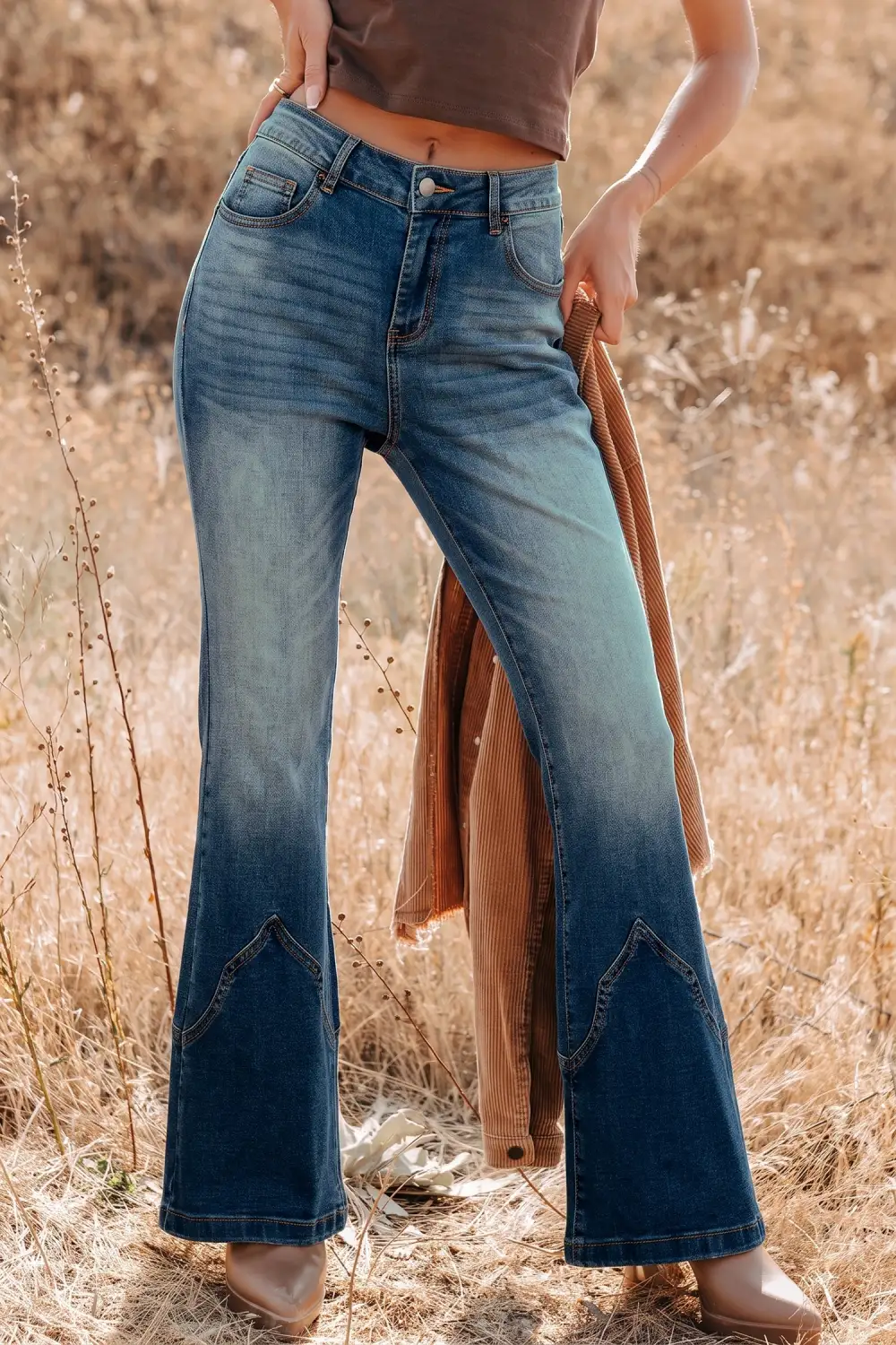 Women's Pocket Detail Flare Leg Jeans