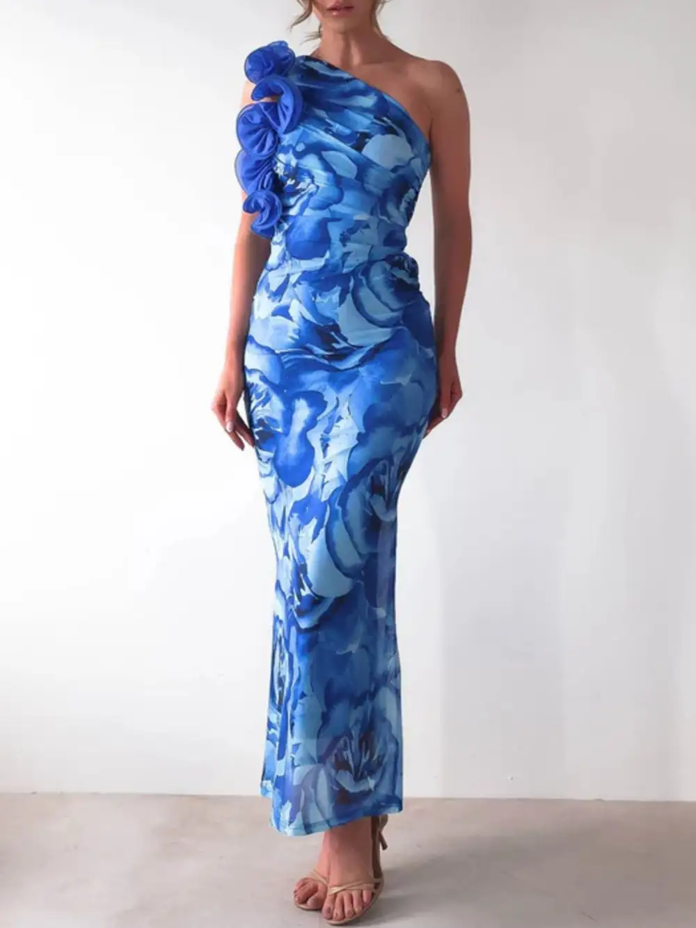 Gathered Detail Floral Printed Maxi Dress